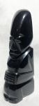 ARTE MEXICANA - "Totem" Antiga e rara escultura regional mexicana, anos 50, em pedra possivelmente Hematita polida esculpido a mão, representando Totem. Med 17 cm.