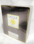 LALIQUE (Pour Homme) - FRANCE - Original e equilibrado,  Lalique Pour Homme de Lalique é um perfume Amadeirado Aromático Masculino. Lalique Pour Homme foi lançada em 1997. O perfumista que assina esta fragrância é Maurice Roucel. As notas de topo são: Lavanda, Alecrim, Bergamota, Toranja, Pomelo, Mandarina e Tangerina. As notas de coração são: Cedro, Íris, Lírio-do-Vale e Jasmim. As notas de fundo são: Musgo de Carvalho, Sândalo, Baunilha, Patchouli e Âmbar. Obs: Lacrado sem uso.