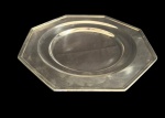 Antiga bandeja oval espessurada a prata . Med: 34x2,5cm.