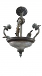 Um antigo lustre em metal, tendo vidro de cristal. Med.30x30x60cm. Obs. fio de cabelo.