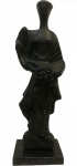 Ceschiatt, Alfredo "Fortuna" Escultura em bronze patinado, medindo 40 X 12cm, assinada.