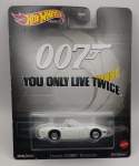 Miniatura Hot Wheels Premium 007 Toyota 2000GT Roadster , escala 1/64. Item no estado conforme fotos. Carrinho de Coleção. 