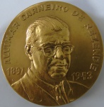 Medalha em Bronze ,1897/1943 -Alvimar carneiro Rezende- Homenagem da Confederaçao nacional da industria Brasil peso 130 -Diametro 70 mm