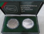 estojo com 2 Moedas de prata e Cupro - Niquel , Portugal 250 Escudos 1984 - Conferencia.Mundial de Pescas F.A.O