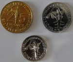 Moeda Bronze/niquel -Africa oest  25/50/100 Francs 3 moedas -FC