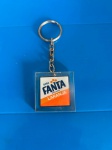 Chaveiro da Fanta Laranja -brigo de acrílico