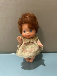 Boneca antiga pesseguinhonda Estrela,14 cm de altura  tem numeração AG 84Hk