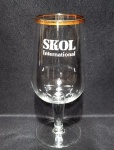 Colecionável taça para chopp da Skol, altura 17cm.
