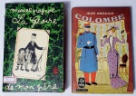 Lote contendo 2 livros de romance, escritos em francês, década de 50, marcas do tempo.