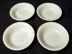 Colorex, conjunto com 4 bowls para sobremesa produzidos em vidro leitoso, diâmetro 12,5cm, década de 60.