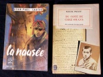 Lote contendo 2 livros de romance, escritos em francês, década de 50, marcas do tempo.