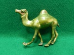 Pequena escultura em bronze, representado "dromedário", Usado. Em muito bom estado. Mede 10A x 13 C x 4 L.