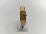 RELÓGIO - CITIZEN: Antigo relógio de pulso feminino da marca Citizen, em acrílico e metal dourado, 17 jewels, de origem japonesa, não está funcionando.