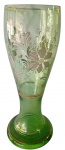 Antiga Jarra Italiana para Flores com bela policromia representado pinturas Florais. Base, centro e borda filetadas a ouro. 26 cm.