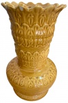 Antigo e majestoso vaso em cerâmica