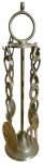 Antigo conjunto indiano em metal dourado composto de suporte e 4 talheres. Medida: 28x8cm; Medida talher: 19cm