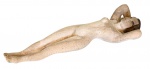 Escultura em borracha representando nu feminino deitado -med. 27cm