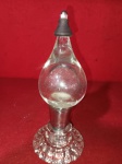 Antiga e linda Pinha de coleção em Cristal possivelmente Baccarat, com coluna espessurada a Prata. Medida: 23 cm.