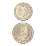 Casal de Moedas da Alemanha, 2 Marco 1974 F e 5 Marco 1975 D, Cupro-Níquel. 