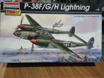 Kit plastimodelismo Monogram Pro Modeler P-38 F/G/H Lightning escala 1/48!!!!Faltando 3 peças pequenas e os decals com instruções.Se necessário solicitar mais fotos, vídeos ou perguntas para análise . Lembre-se de questionar sobre todas as dúvidas até o dia anterior ao dia do pregão ao vivo, solicite fotos e informações se necessário !Antes de efetuar lances, leia as informações importantes e os termos e condições com atenção! Dúvidas devem ser enviadas via WhatsApp (24) 992260836 Grato a todos!!!!