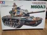 Kit plastimodelismo Tamiya U.S.M60A3 Gun Tank  escala 1/35!!!!Completo com instruções, faltando os decals.Se necessário solicitar mais fotos, vídeos ou perguntas para análise . Lembre-se de questionar sobre todas as dúvidas até o dia anterior ao dia do pregão ao vivo, solicite fotos e informações se necessário !Antes de efetuar lances, leia as informações importantes e os termos e condições com atenção! Dúvidas devem ser enviadas via WhatsApp (24) 992260836 Grato a todos!!!!