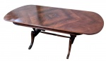 Mesa de jantar em jacarandá com extensor NE.285