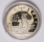 Numismática USA - Dollar 1986, prata - KM 214 - AG 900 - 26,73g - Flor de cunho Letra S