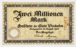 Numismática Alemanha - Cédula do Pós Guerra e Inflacionário. Fez parte de importante coleção europeia.
Vale ressaltar que será apregoada individualmente. Não catalogamos as peças mas aconselhamos para maiores informações Deutsches Notgeld de Anton Geiger, 1918-21 e 1914-15 de Hans Jurg
Grande oportunidade para possibilidade de peças inéditas, raras e belas. Aconselhamos análise apurada!!
2 Milhões de Marcos - Wiesbaden