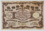 Numismática Alemanha - Cédula do Pós Guerra e Inflacionário. Fez parte de importante coleção europeia.
Vale ressaltar que será apregoada individualmente. Não catalogamos as peças mas aconselhamos para maiores informações Deutsches Notgeld de Anton Geiger, 1918-21 e 1914-15 de Hans Jurg
Grande oportunidade para possibilidade de peças inéditas, raras e belas. Aconselhamos análise apurada!!
1 Milhão de Marcos - 1923 - Bruchsal
