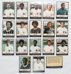 Figurinhas - Cards Ping-Pong - Estimadas peças do futebol brasileiro - Grande procura e cotação crescente - 65x90mm - Final dos anos 70-1979 até 1980 - Peças já com mais de 50 anos!! Oportunidade. Atenção, aconselhamos análise apurada. S.C. Corinthians Paulista - 18 peças
