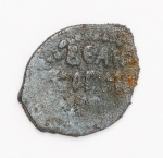 Numismática Rússia - Denga em prata, equivalente a 1/2 Kopek, século XV - Novgorod no reinado de Ivã, o terrível - 1530-1584. Proveniente de achado arqueológico de naufrágio - 15mm