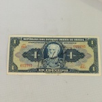 Antiga cédula de 1 cruzeiro Marquês de Tamandaré, autografada. Exemplar em excelente estado.
