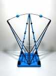 Escultura abstrata feita de madeira com detalhes nas cores preto, azul e branco com belos acabamentos. Obra única, assinado HDG no fundo. Dimensões: 32 cm x 28 cm x 15 cm. Recentemente, descobri minha paixão por criar esculturas abstratas, utilizando hastes de madeira e diversos tipos de materiais. Cada peça é uma combinação única de formas e cores, onde a simplicidade do material encontra a complexidade da criatividade. Meu trabalho busca criar composições artísticas que instigam a imaginação e despertam novas perspectivas.