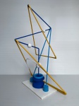 Escultura abstrata feita de madeira com detalhes nas cores azul, amarelo e branco com belos acabamentos. Obra única, assinado HDG no fundo. Dimensões: 38 cm x 27 cm x 20 cm. Recentemente, descobri minha paixão por criar esculturas abstratas, utilizando hastes de madeira e diversos tipos de materiais. Cada peça é uma combinação única de formas e cores, onde a simplicidade do material encontra a complexidade da criatividade. Meu trabalho busca criar composições artísticas que instigam a imaginação e despertam novas perspectivas. Siga o Instagram @hdgesculturas