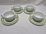Jogo de 4 xícaras de consume em porcelana Real barra verde. Medindo 10cm x 5,5cm de altura.