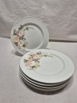 Jogo de 6 pratos rasos em porcelana Schmidt floral. Medindo 19cm de diâmetro.