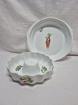 Lote de travessa redonda e forma de bolo em porcelana Real Calorama. Medindo a travessa maior 26cm x 4,5cm de altura.