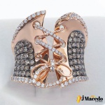 Anel Ouro Rosé 18k com diamantes 1,5ct total descrito na peça Aro 17 Peso 10,5g  Acompanha o certifi