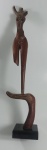 ANTIGA E LINDA ESCULTURA EM MADEIRA NU FEMININO COM BASE EM GRANITO - MEDINDO 80CM DE ALTURA - LINDO ITEM PARA DECORACAO - NO ESTADO CONFORME FOTOS