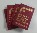CONJUNTO COM 4 LIVROS DO DICIONARIO BRASILEIRO DA LINGUA PORTUGUESA  DA EDITORA FASE - PANDIA PANDU - EM BOM ESTADO, POREM COM PAGINAS AMARELAS E MARCAS DO TEMPO - NO ESTADO CONFORME FOTOS
