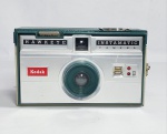 Antiga Câmera Fotográfica - KODAK - INSTAMATIC - HAWKEYE - 126 mm - Mecanismo funcionando, porém não foi testada com filme. Made in U.S.A.  Medida: 11 cm x 5,5 cm x 6 cm. Conforme fotos.
