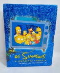 DVD - OS SIMPSONS - 4º Temporada Completa - Edição para Colecionadores - Box com 4 DVDs originais e Livreto - Medida: 19 cm x 14 cm x 2,5 cm.  OBS: Dvds aparentemente conservados, porém  não foram testados. Conforme fotos.