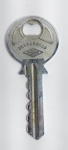 Antigo e grande abridor de garrafas no formato de Chave promocional Fechaduras -  " HAGA "  - Espesso metal prateado - Medida: 17 cm x 7,5 cm x 0,6 cm. Conforme fotos.