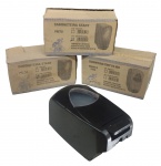 JSN - Conjunto com 3 Dispenser Start em plástico ABS com reservatório para sabonete cremoso - 24x13x11 cm - na embalagem original - sem uso - embalagem com desgastes do tempo.