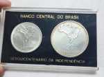 BRASIL - 1 Cruzeiro e 20 Cruzeiros Prata 0.900 de 1822 e 1972 comemorativas do Sesquicentenário da Independência, em seu estojo de acrílico