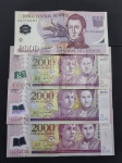 Três cédulas do Paraguay de 2000 guaranies e 1 cédula do Chile de 2000 pesos
