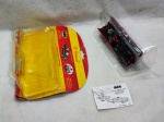 Miniatura de carrinho do Batmóvel da coleção do posto Shell V-Power com embalagem original