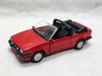 Miniatura de carrinho Ford Escort conversível, med. aproximadamente 11,5cm