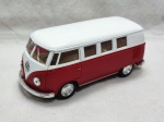 Miniatura de carrinho Volkswagen Classical Bus 1962 da KINSMART, escala 1:32
