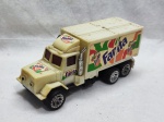 Miniatura de carrinho Caminhão da Fanta de 2001 de fricção da Pushun, med. aproximadamente 13,5cm